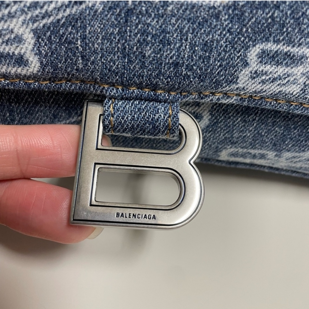 BALENCIAGA Hourglass BB Monogram Bleached Denim Small Bag Purse Top Handle - Picture 9 of 9